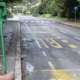 V avtobus vrgel kamen in razbil stransko steklo
