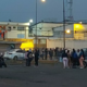 V krvavem spopadu zaporniki stražarje vzeli za talce