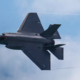 Švicarji naročili ameriška lovska letala F-35, zdaj pa jim je žal