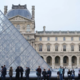 Odstopila je direktorica znamenitega muzeja Louvre