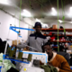 Španija bo legalizirala 500 tisoč migrantov, se lahko ti naselijo v drugih državah EU?
