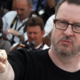 Film s tako eksplicitnimi prizori, da gledalce opozarjajo, naj ga gledajo sami