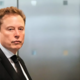 Elon Musk: Pozabite na varčevanje za pokojnino, delo bodo prevzeli roboti