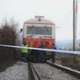 V železniški nesreči ugasnilo življenje; nesreča v gozdu in v hiši zaklenjen otrok