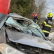 FOTO: Strojevodja trčenja ni mogel preprečiti - 39-letnik hudo poškodovan