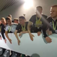 MASKE DOL, ROKE GOR!! Mura takole SLAVILA NASLOV! Kouter prijel za MIKROFON in... (video)
