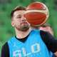 Vas zanima, v čem se te dni po Ljubljani prevaža Luka Dončić? Tule je odgovor! (video)