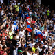 VIDEO: Slovensko rajanje sredi Stuttgarta, navijači pojejo 'V dolini tihi'