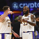 Kar je LeBron naredil Dončiću ob podpisu pogodbe, je razdelilo navijače Lakersov