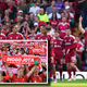 Liverpool prvič po smrti Jote na Anfieldu, prizor iz 20. minute obkrožil svet (video)
