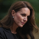 Prepovedano služenje denarja in igranje Monopolyja, ne sme voliti in nositi klobukov po 18. uri: Neobičajna kraljeva pravila, ki jih mora upoštevati Kate Middleton