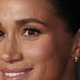 Ko je ne jezi Kate Middleton, je tu njena dvojnica! Slavna igralka je premagala Meghan Markle v nečem, kar si je najbolj želela