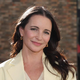 Kristin Davis elegantna v obleki iz džinsa, v kateri vam niti v najhujši vročini ne bo vroče in je primerna za dame z Upper East Side-a