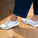 Ko udobje sreča inovacijo – ara Shoes predstavlja easy2go za pomlad/poletje 2025
