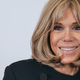 Francoska eleganca na najvišji ravni: Brigitte Macron za prvo vrsto na modni reviji izbrala najbolj kontroverzen modni kos