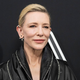 Cate Blanchett navdušila v črnem od glave do pet: Drzen stajling, ki je pritegnil poglede