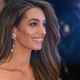 Frizer Amal Clooney razkirl skrivnost za njen očarljiv videz in sijoče lase (imamo seznam izdelkov!)