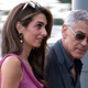Amal Clooney v obleki, ki jemlje dih: še kako zepljiva in niti malo vulgarna