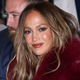 Jennifer Lopez osupnila v drzni obleki, ki je zasenčila vse