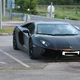Prišel z lamborghinijem, odšel s taksijem