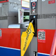 Petrol danes zaprl štiri črpalke, jutri za eno uro bo vse