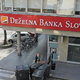 DBS dobiček upadel za 67% v prvem polletju 2025