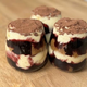 Borovničev tiramisu v kozarcu