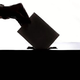 Trije posvetovalni referendumi zaradi »evrovolitev«: Mešanica pomembnih, zavajajočih in nepotrebnih vprašanj