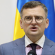Kuleba na Kitajskem napovedal preobrat: Ukrajina se je pripravljena pogajati z Rusijo