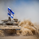Človek proti tanku: Poglejte, kako izraelska Merkava eksplodira, ko jo minira palestinski borec