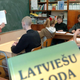 Moskva se odzvala na napoved Latvije, da bo izgnala Ruse: Monstruozen primer neonacizma