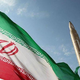 Iran po ameriškem napadu odgovoril s protinapadom na sovražno ladjo, poveljstvo 5. flote in ameriško oporišče