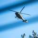 V Kotljah padel kolesar, s helikopterjem prepeljan v UKC Maribor