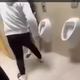 Obračun z učencem v stranišču slatinske osnovne šole