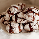 Recept: Zasneženi čokoladni razpokančki