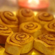 Recept (lepo po korakih): Preprosto do božanskih cimetovih rolic