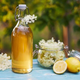 Najbolj enostaven recept za bezgov sirup