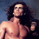 V letalski nesreči umrl legendarni Tarzan