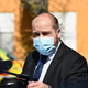 Zdravstveni minister napovedal, kdaj bo epidemija končana