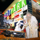V Europark prihaja še zadnji izmed treh decembrskih dobrih mož