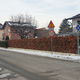 Studenci pokajo po šivih, luknje vidne tudi na cestah