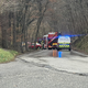 FOTO: Nesreča v Mariboru, cesta skozi Stražunski gozd zaprta
