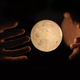 Luna in Merkur, pomoč za briljantni uvid ali vzrok za čustveni spodrsljaj?