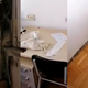 VIDEO: Mama zgrožena nad študentsko sobo: »Toliko plesnobe, da ne moreš verjeti!«
