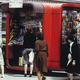 Legendarni kiosk K67 se vrača, otvoritev pred Umetnostno galerijo Maribor