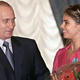 Putin svojih šest otrok, nekdanjo ženo Ljudmilo in skrivnostno žensko skril na varno