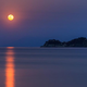 Pripravite se, prihaja super polna luna: kaj prinaša?