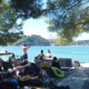 Je gnev kopalcev nad nedavno prenovljeno slovensko plažo upravičen? Preverili smo, ali kritike držijo