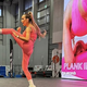 Priznana slovenska trenerka glavni obraz športnega sejma v Istanbulu, množice čakale na fotografiranje z njo