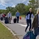 Ogorčenje na Hrvaškem: cene desetkrat višje, turisti so morali pešačiti z vso svojo prtljago ...